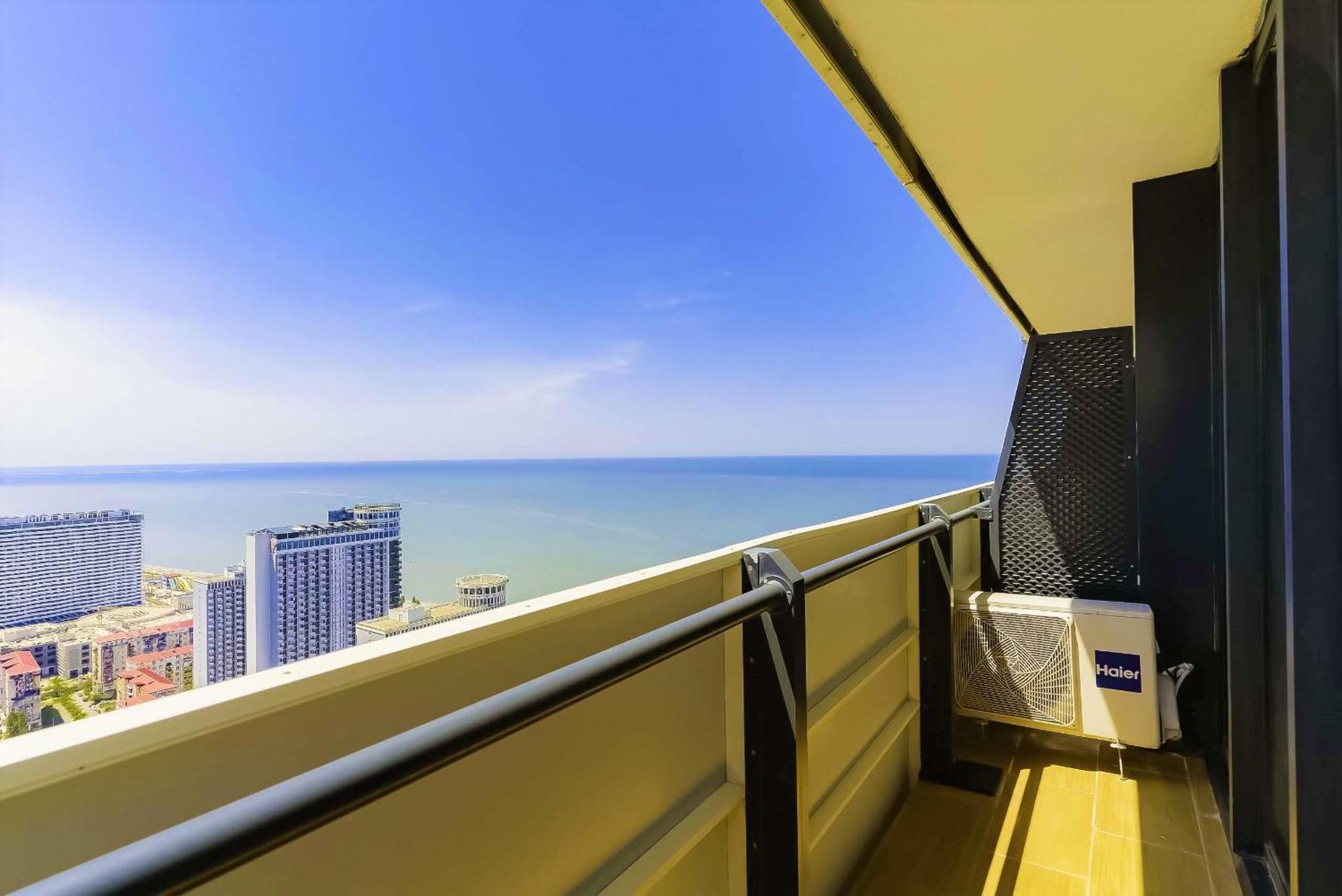 Deluxe Sea View Aparthotel&Batumi Beach Resort Exterior foto